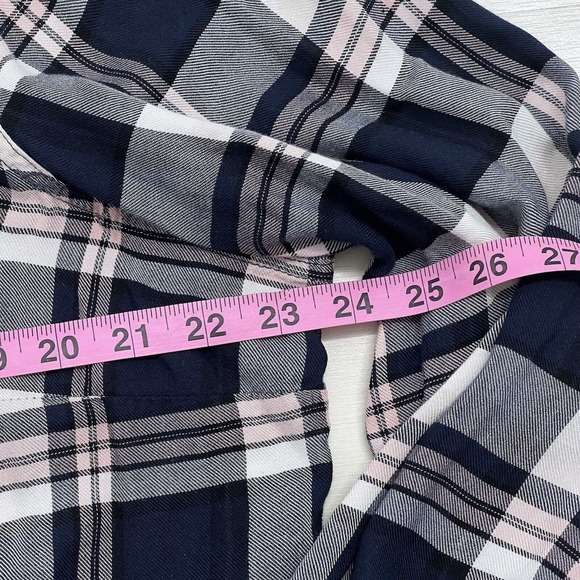 Torrid Womens Flannel Camp Shirt 2XL Black Pink Plaid Button Up Flap Pocket - Picture 8 of 9